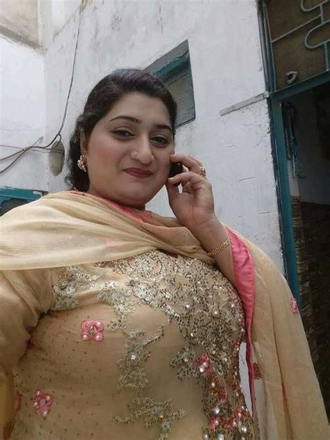 Pakistani Aunty Nude